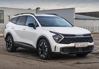 Подержанный автомобиль Kia Sportage 2025 года (3 фото)