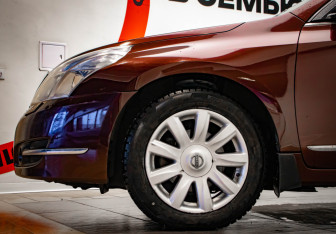 Подержанный автомобиль Nissan Teana 2008 года (29 фото)