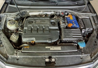 Подержанный автомобиль Volkswagen Passat Wagon 2018 года (17 фото)