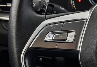 Подержанный автомобиль Москвич 6 2023 года (27 фото)