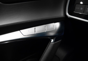 Подержанный автомобиль Audi A6 Sedan 2022 года (16 фото)