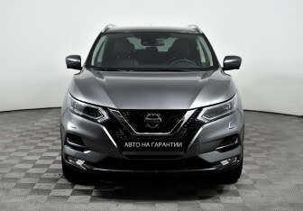 Подержанный автомобиль Nissan Qashqai 2021 года (2 фото)