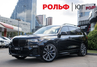 Подержанный автомобиль BMW X7 2019 года (1 фото)