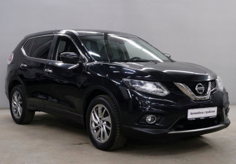 Подержанный автомобиль Nissan X-Trail 2018 года (3 фото)