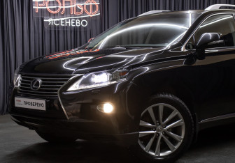 Подержанный автомобиль Lexus RX 2014 года (23 фото)