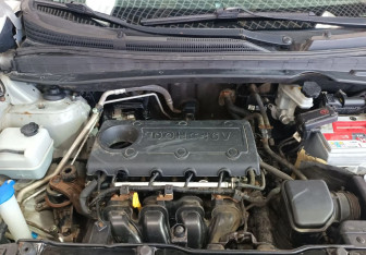 Подержанный автомобиль Hyundai ix35 2011 года (21 фото)