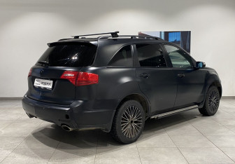 Подержанный автомобиль Acura MDX 2009 года (5 фото)