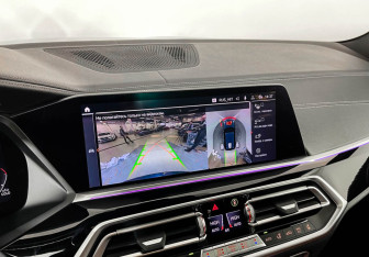 Подержанный автомобиль BMW X5 2019 года (16 фото)
