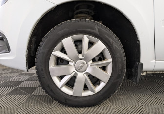 Подержанный автомобиль LADA (ВАЗ) Granta Sedan 2023 года (12 фото)