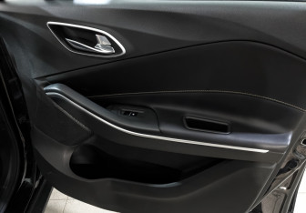 Подержанный автомобиль Москвич 3 2023 года (24 фото)