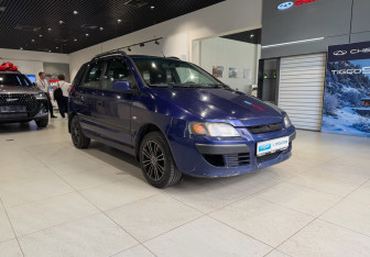 Подержанный автомобиль Mitsubishi Space Star Compactvan 2004 года (3 фото)