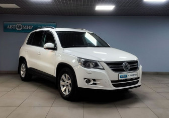 Подержанный автомобиль Volkswagen Tiguan 2008 года (3 фото)