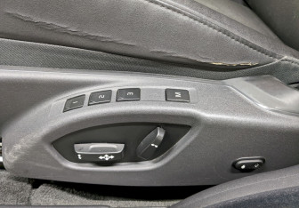 Подержанный автомобиль Volvo XC70 2014 года (15 фото)