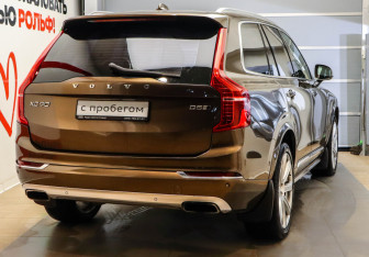 Подержанный автомобиль Volvo XC90 2016 года (4 фото)