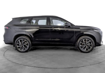 Подержанный автомобиль Jaecoo J8 2024 года (4 фото)