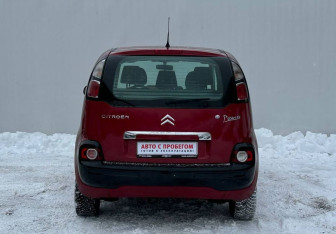 Подержанный автомобиль Citroen C3 Picasso 2012 года (6 фото)