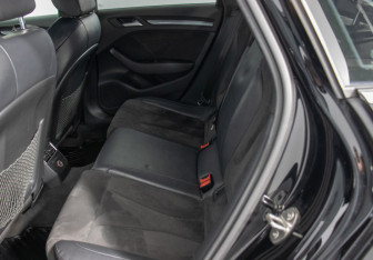 Подержанный автомобиль Audi A3 Sedan 2014 года (11 фото)