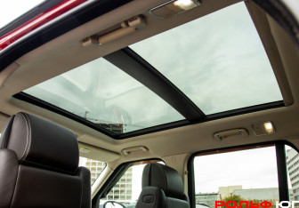 Подержанный автомобиль Land Rover Range Rover 2014 года (16 фото)
