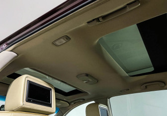 Подержанный автомобиль Infiniti JX 2013 года (19 фото)