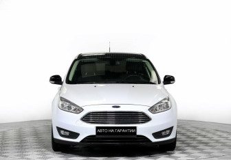 Подержанный автомобиль Ford Focus Hatchback 2018 года (2 фото)