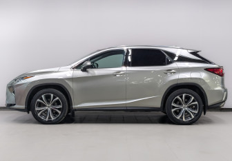 Подержанный автомобиль Lexus RX 2016 года (8 фото)