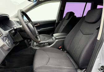 Подержанный автомобиль SsangYong Kyron 2011 года (10 фото)