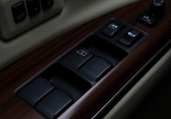 Подержанный автомобиль Nissan Teana 2010 года (16 фото)