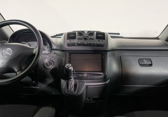 Подержанный автомобиль Mercedes-Benz Vito 2013 года (13 фото)