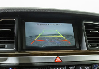 Подержанный автомобиль Hyundai Genesis 2014 года (16 фото)