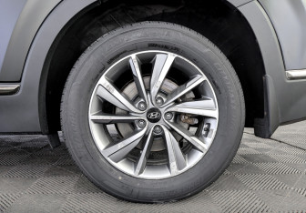 Подержанный автомобиль Hyundai Santa Fe 2020 года (18 фото)