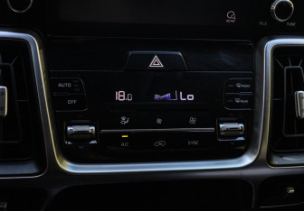 Подержанный автомобиль Kia Sorento 2021 года (14 фото)