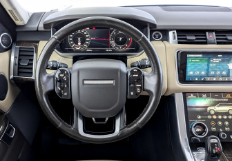 Подержанный автомобиль Land Rover Range Rover Sport 2019 года (22 фото)