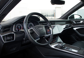 Подержанный автомобиль Audi A6 Sedan 2018 года (11 фото)