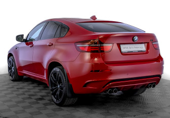 Подержанный автомобиль BMW X6 M 2011 года (7 фото)