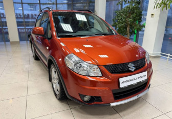 Подержанный автомобиль Suzuki SX4 Hatchback 2010 года (3 фото)