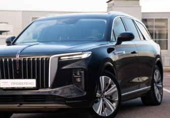 Подержанный автомобиль Hongqi E-HS9 2021 года (30 фото)