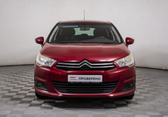 Подержанный автомобиль Citroen C4 Hatchback 2011 года (2 фото)