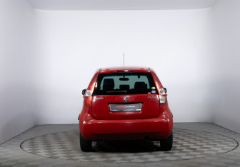 Подержанный автомобиль Suzuki Splash 2009 года (6 фото)