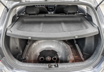 Подержанный автомобиль Kia Rio Hatchback 2021 года (10 фото)