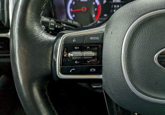 Подержанный автомобиль Kia Sorento 2021 года (28 фото)