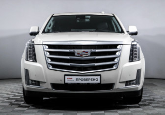 Подержанный автомобиль Cadillac Escalade Suv 2015 года (2 фото)