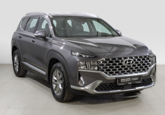 Подержанный автомобиль Hyundai Santa Fe 2022 года (3 фото)