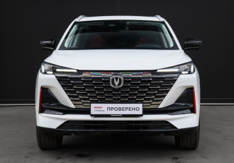 Подержанный автомобиль Changan UNI-S 2024 года (2 фото)