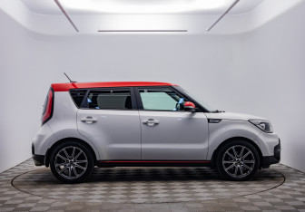 Подержанный автомобиль Kia Soul 2016 года (4 фото)