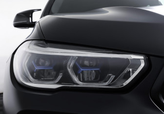 Подержанный автомобиль BMW X6 2021 года (28 фото)