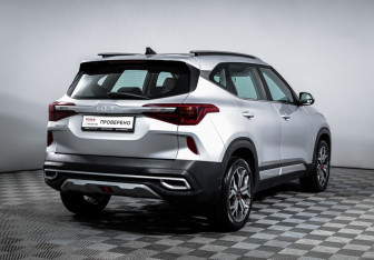 Подержанный автомобиль Kia Seltos 2022 года (5 фото)
