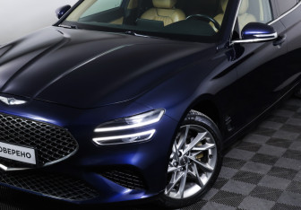 Подержанный автомобиль Genesis G70 2021 года (25 фото)