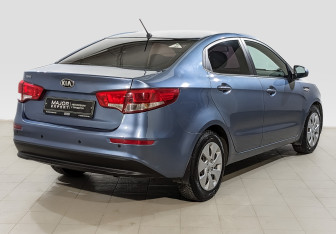 Подержанный автомобиль Kia Rio Sedan 2015 года (5 фото)