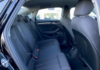 Подержанный автомобиль Audi A3 Sedan 2017 года (22 фото)