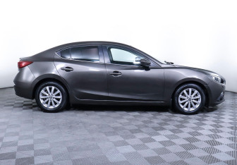 Подержанный автомобиль Mazda 3 Sedan 2014 года (4 фото)